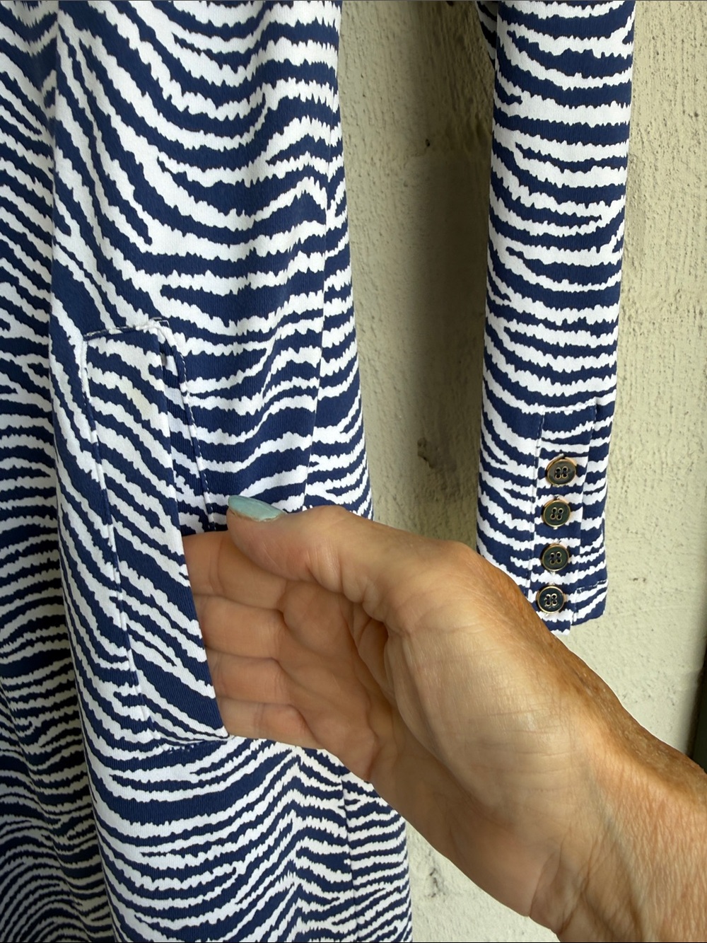J. McLaughlin Catalina Cloth Navy/White Wave Print Pullover Shirtdress Small - Picture 6 of 12